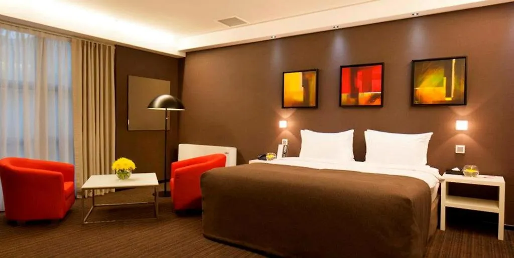 Ramada Hotel And Suites Баку