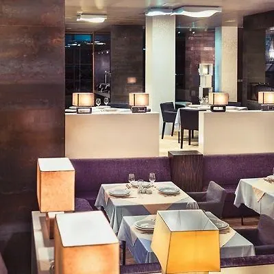 Ramada Hotel And Suites Баку