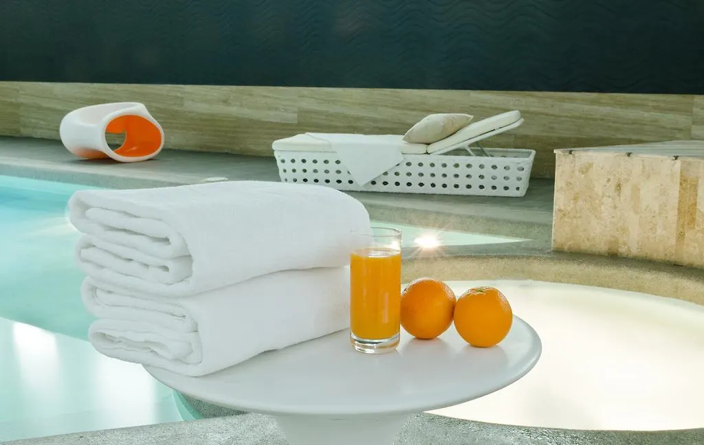 Ramada Hotel And Suites Baku