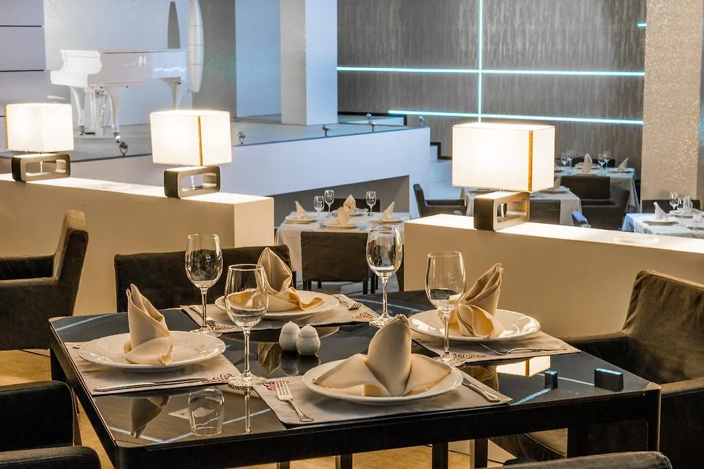 *****  Ramada Hotel And Suites Baku Ázerbájdžán